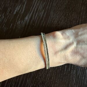 Elegant Black and Gold Bracelet